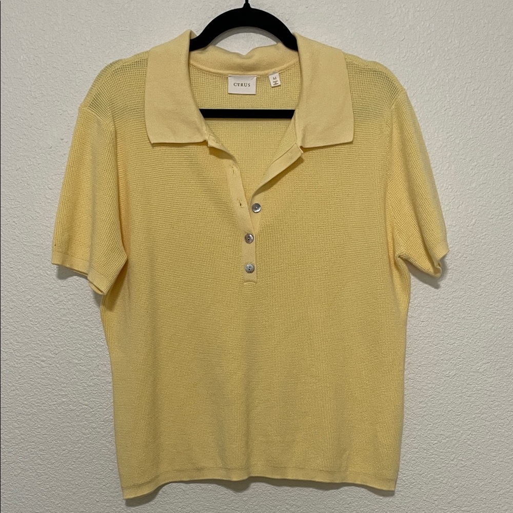 ‼️MOVING SALE‼️ Cyrus Yellow Short-Sleeve Sweater